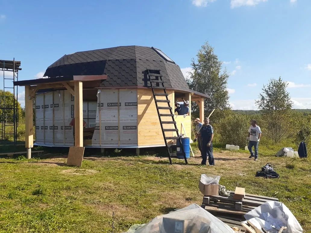 Jak zmontować dom kopułowy Kombodom D6HL w kilka dni?